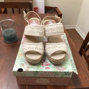 Jellypop woven wedges size 9